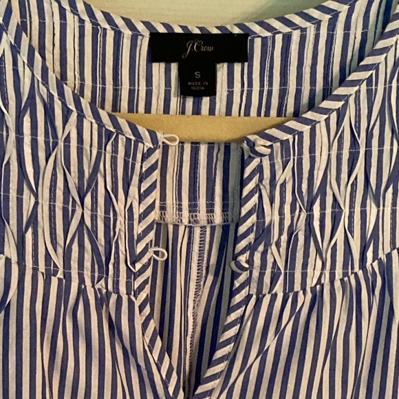 Cool and crisp, stripes for summer!  Youthful, fun and feminine! - Picture 8 of 8